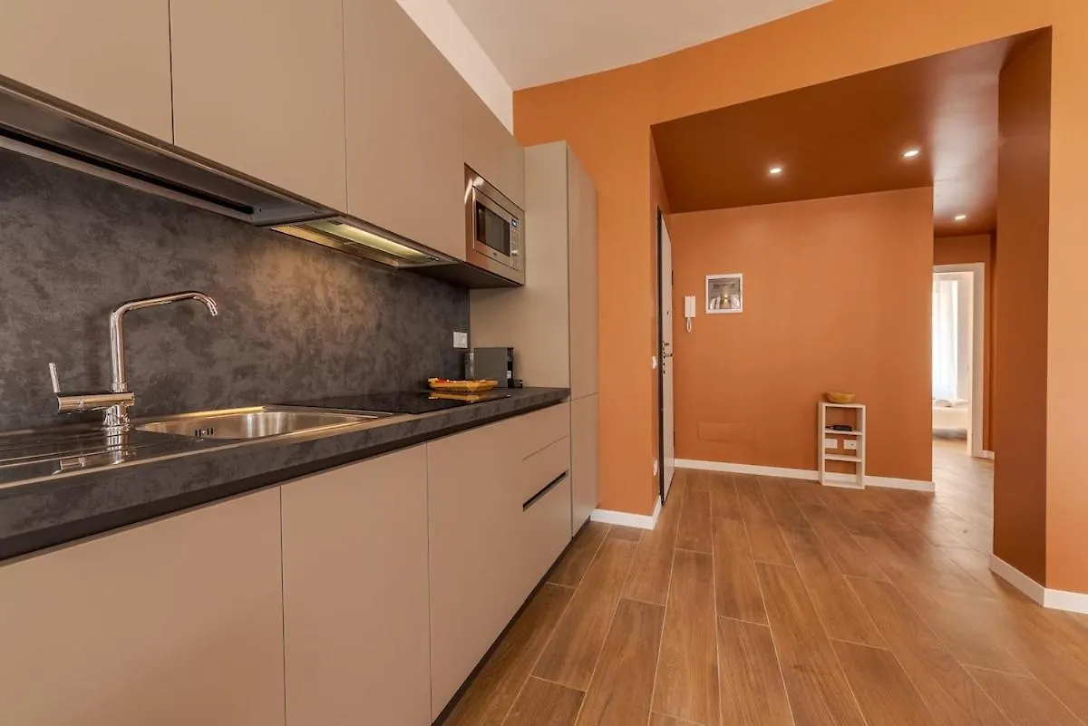 Costanza Luxury Apartment Milan Italy