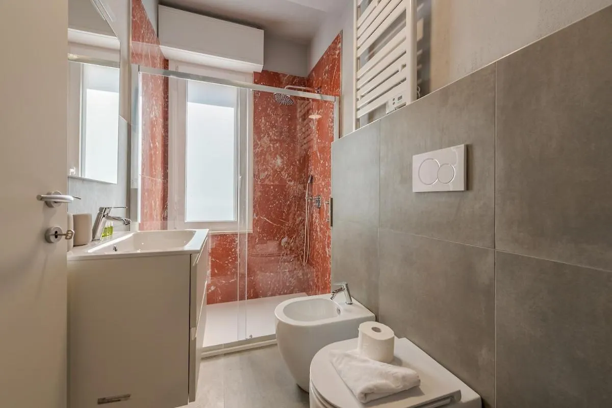 Costanza Luxury Apartment Milan Italy